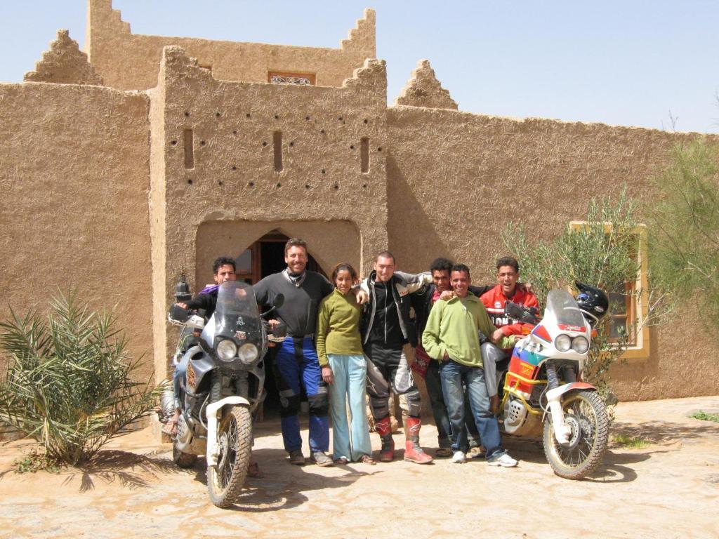 Riad Les Flamants Roses Merzouga Exterior photo